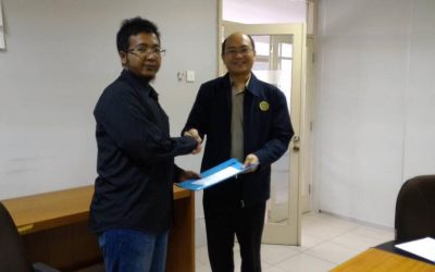 Penandatanganan naskah kesepahaman pengabdian masyarakat Teknik Elektro Konsentrasi Mekatronika